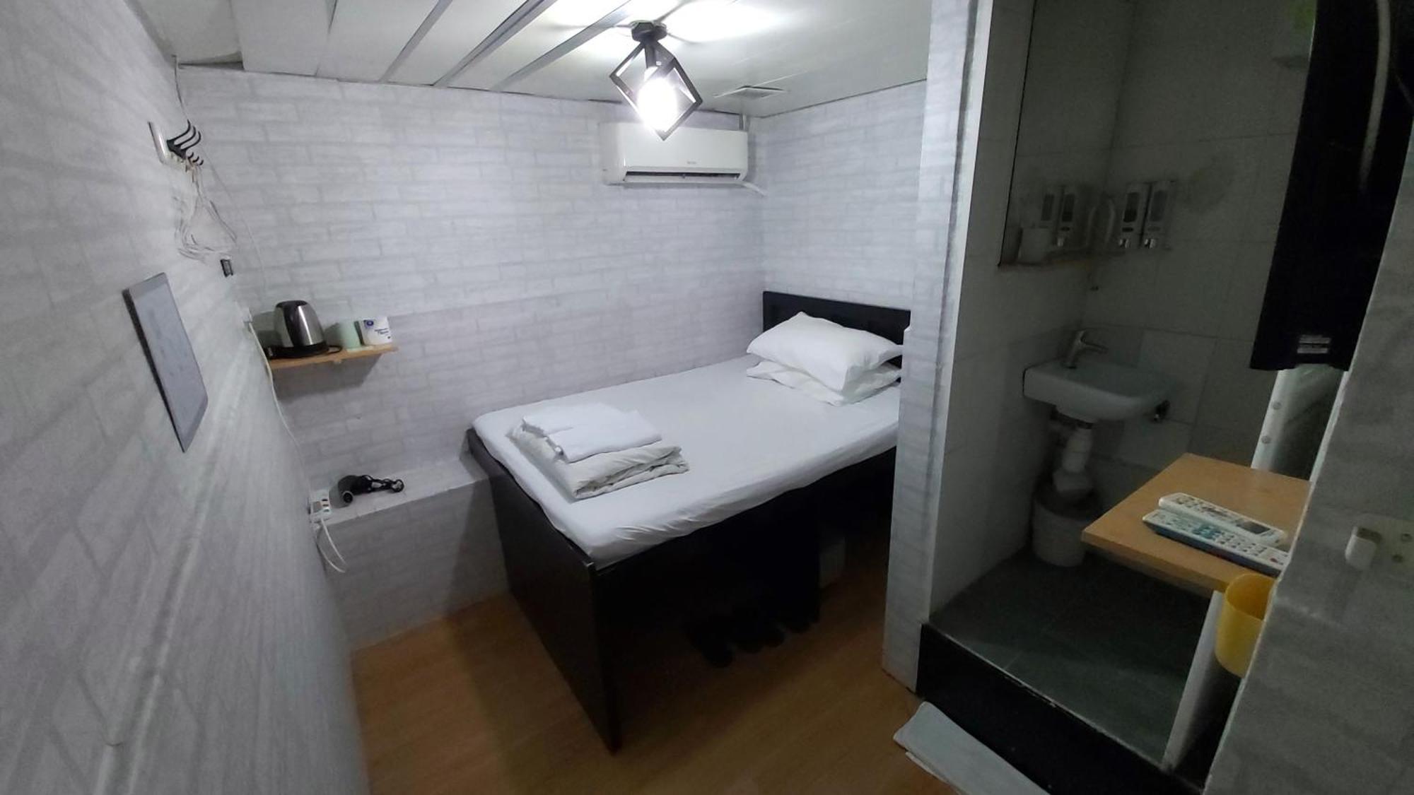 Wisma tamu Cozy Jordan Station *